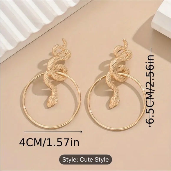 Snake earrings with hoop for pierced ears golden tone Halloween - Picture 3 of 5